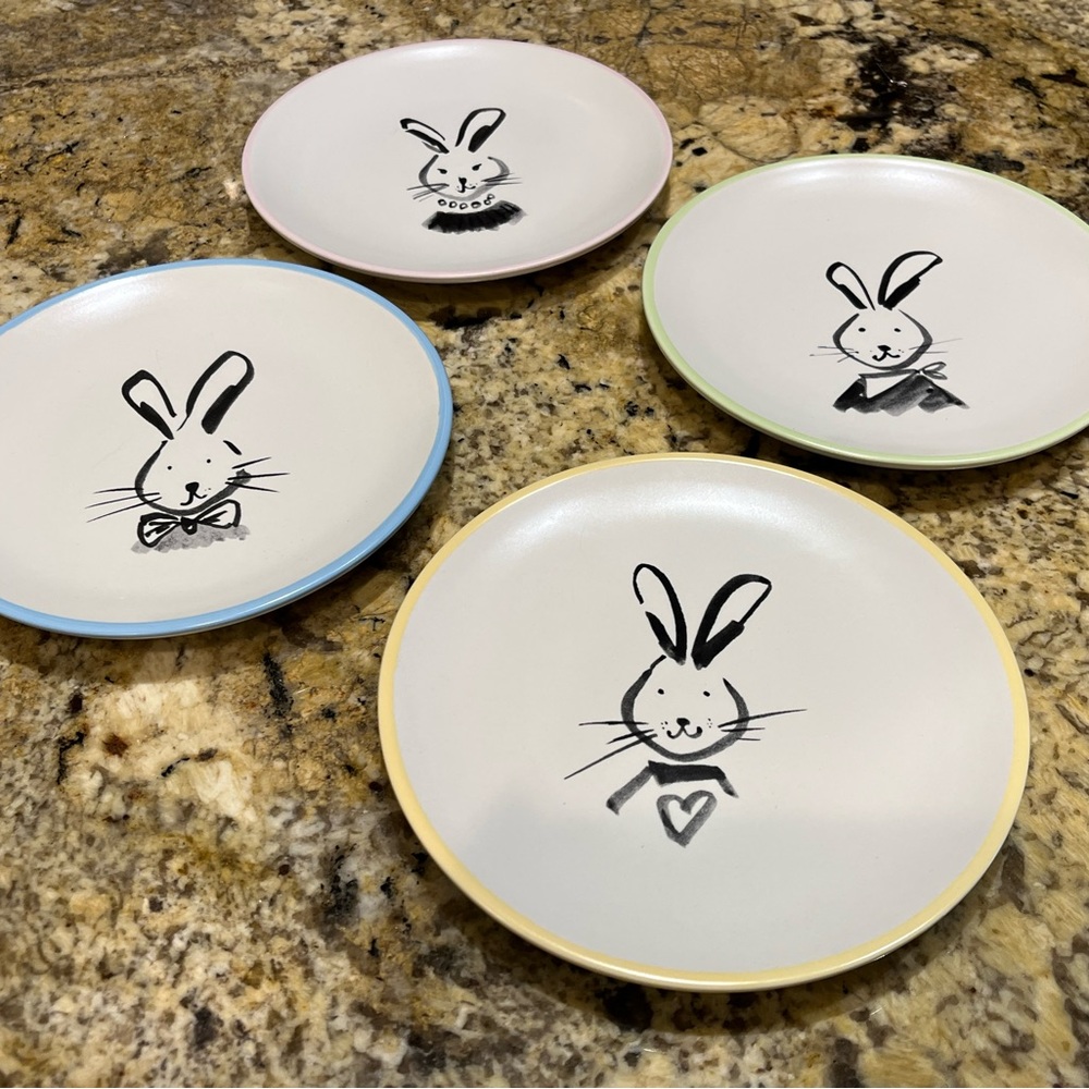 Pineapple Studio By Magenta Bunny Rabbit Appetizer Tea Dessert Plates Set Of 4